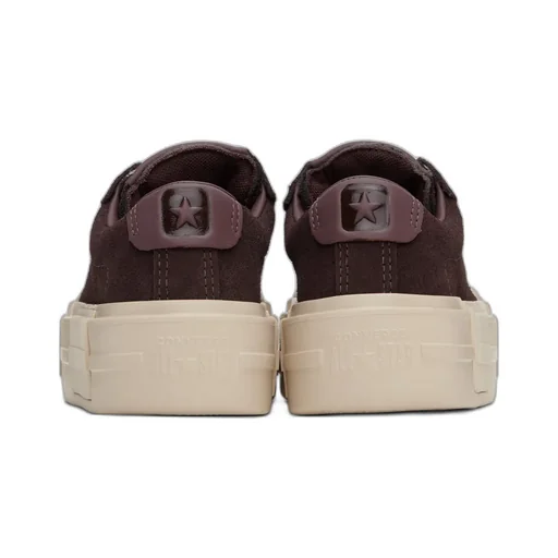 Chuck Taylor All Star Cruise Low Top Sneakers