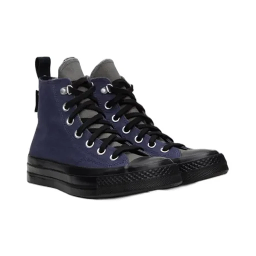 Side Logo High-Top Skate Shoes