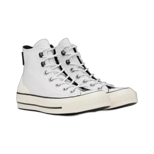 Logo Decorated High-Top Skate Shoes