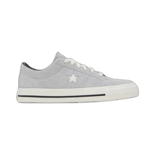 Star Pattern Low-Cut Skate Shoes