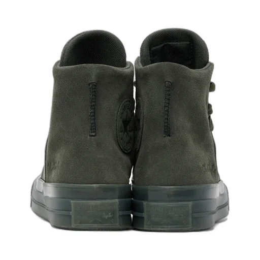 Logo Decorated High-Top Skate Shoes