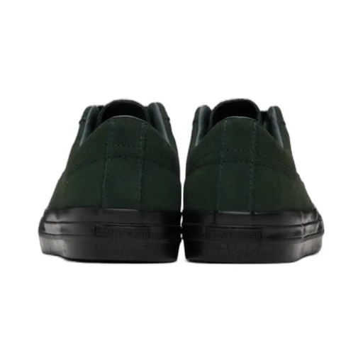 Star Pattern Low-Cut Skate Shoes
