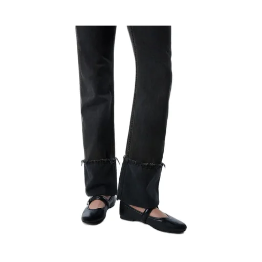 Turn Up-Hem Jeans