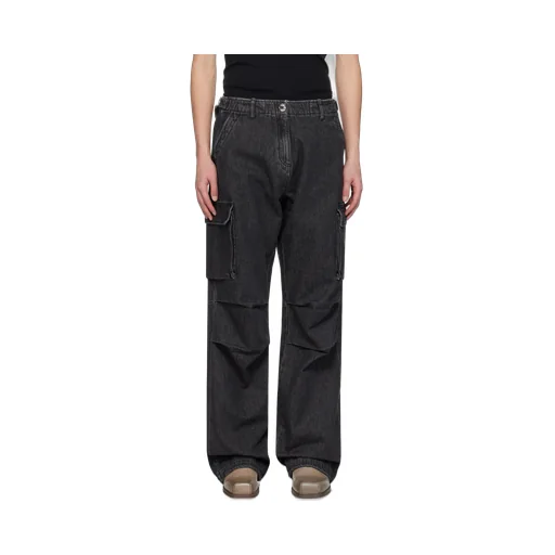 Wide-Leg Cargo Jeans