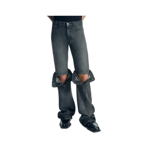 Knee-Opening Jeans