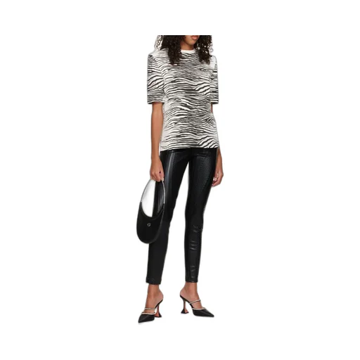 Ring Swipe Leather Tote Bag