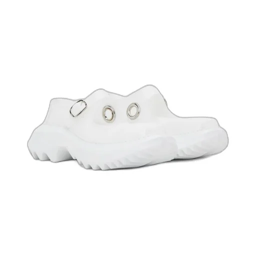 Eyelet Flats