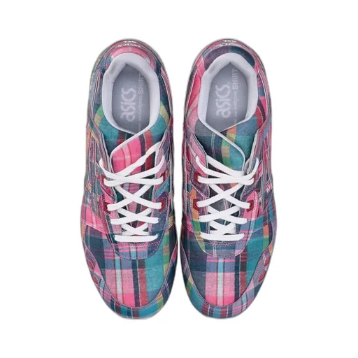 Lace-Up Low-Top Sneakers