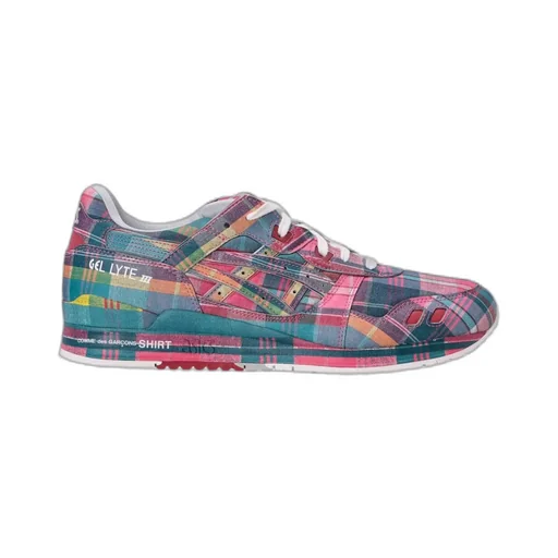 Lace-Up Low-Top Sneakers