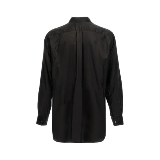 Long Sleeved Buttoned Shirt