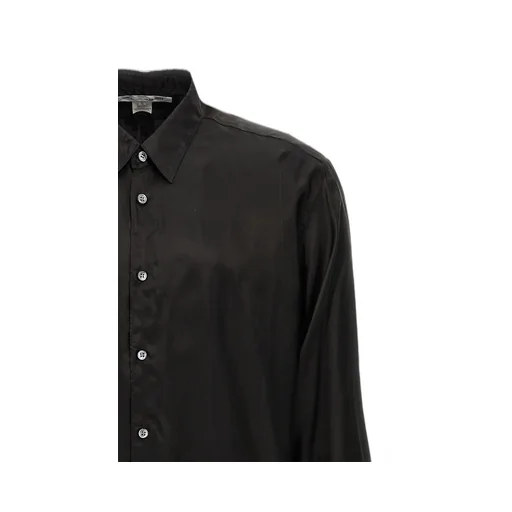 Long Sleeved Buttoned Shirt