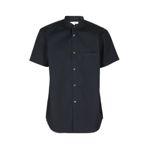 Short-Sleeved Buttoned Shirt