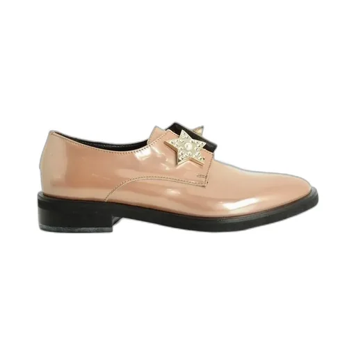 Star Pattern Flat Shoes