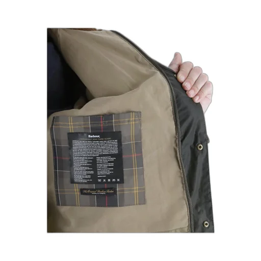 Contrasting-Collar Detail Jacket