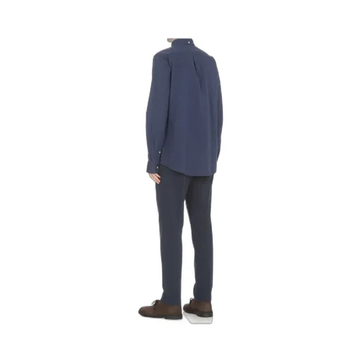 Buttoned Long-Sleeved Shirt
