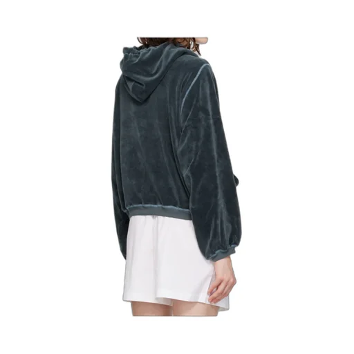Long Sleeve Sweatshirt