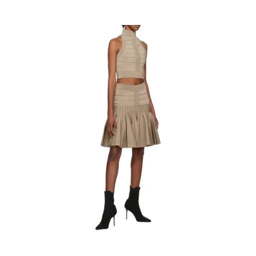 High Neck Seam Detailed Cropped Top