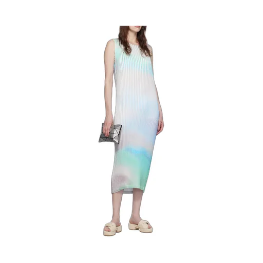Lucent Clutch