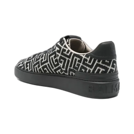 B-Court Trainers