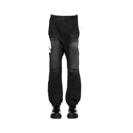Belt-Loop Jeans