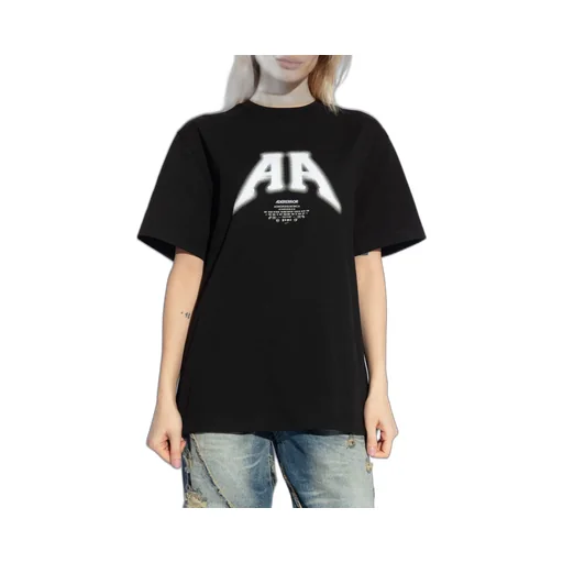 Short-Sleeved T-Shirt