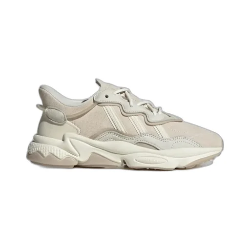 Round-Head Sneakers