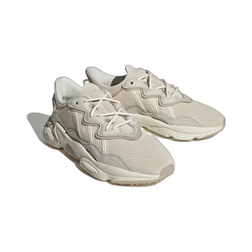 Round-Head Sneakers