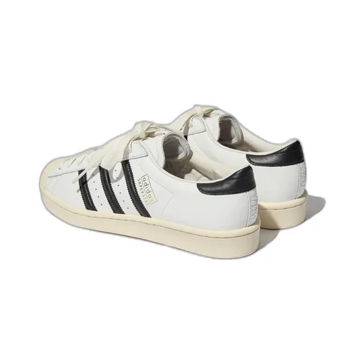 Superstar Sneakers