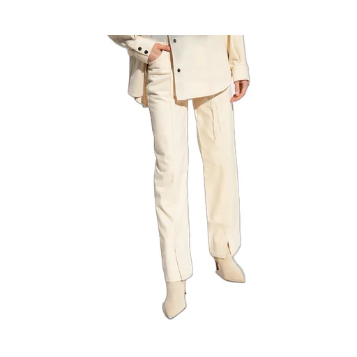 Tailored High-Waist Jeans