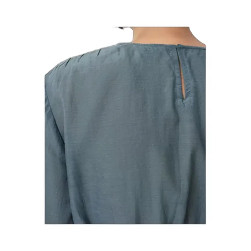 Long-Sleeved Top