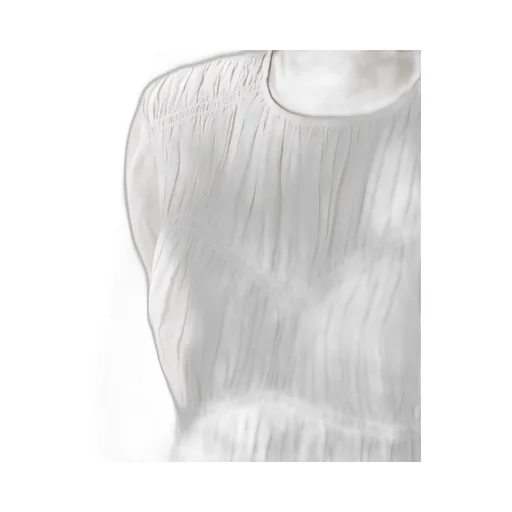 Long-Sleeved Tops