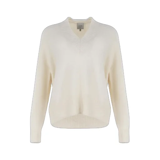V-Neck Long Sleeved Knitted Jumper
