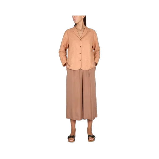 Long Sleeved Buttoned Jacket
