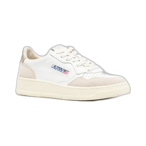 Medalist Low-Top Sneakers