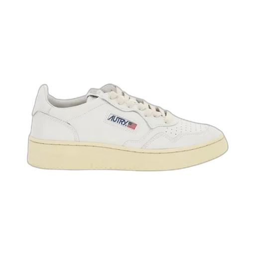 Low-Top Sports Shoes