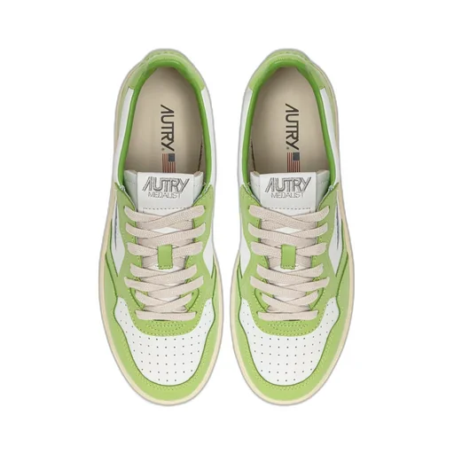 Medalist Low-Top Seakers