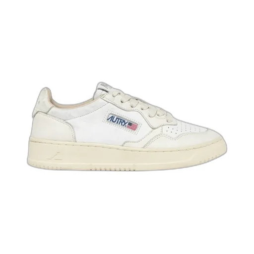 Medalist Low-Top Sneakers