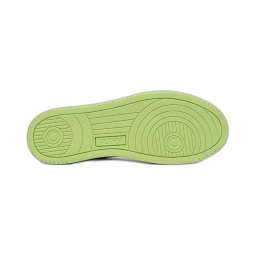 Medalist Low-Top Seakers