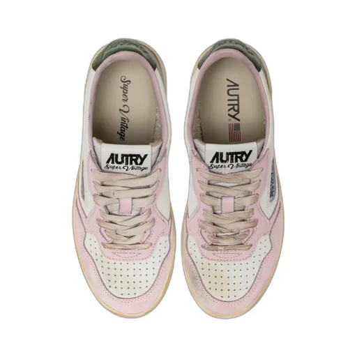 Low-Cut Skate Shoes