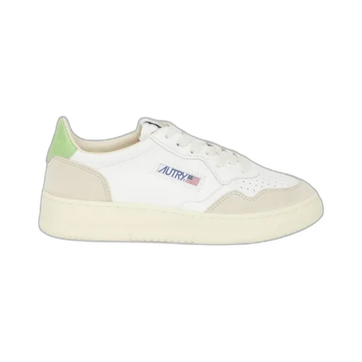 Medalist Low-Top Sneakers