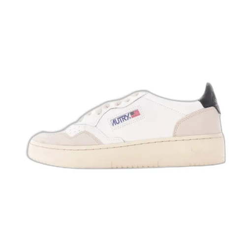 Medalist Low Sneakers