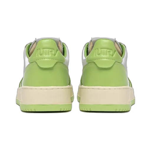 Medalist Low-Top Seakers