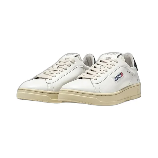 Dallas Low-Top Sneakers
