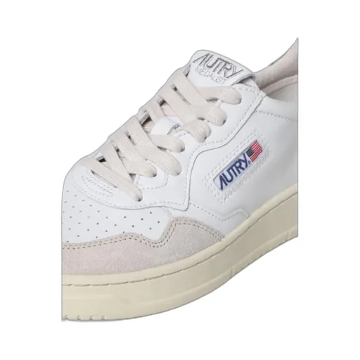 Logo Patch Low-Top Sneakers