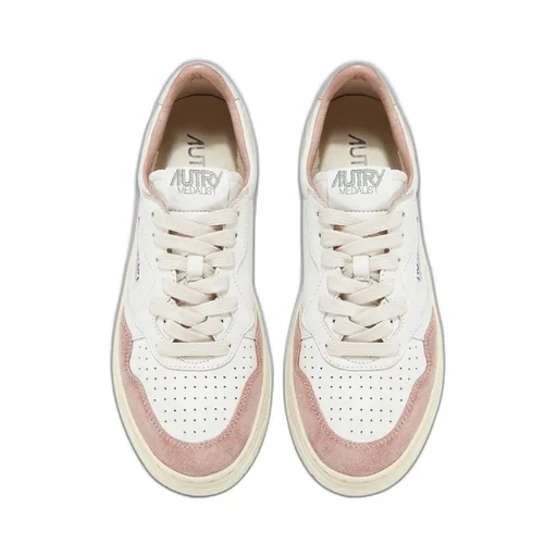 Medalist Low-Top Sneakers
