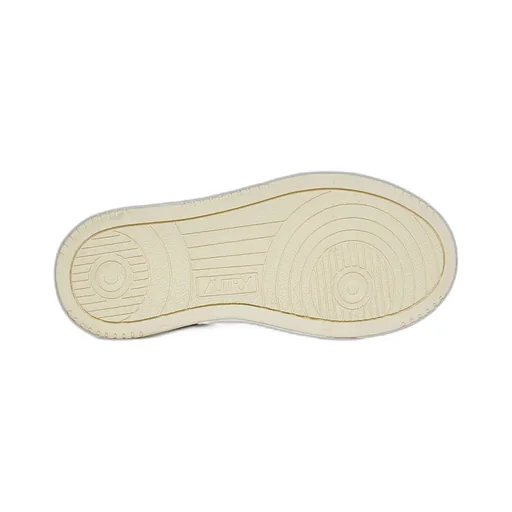 Dallas Round Toe Sneakers