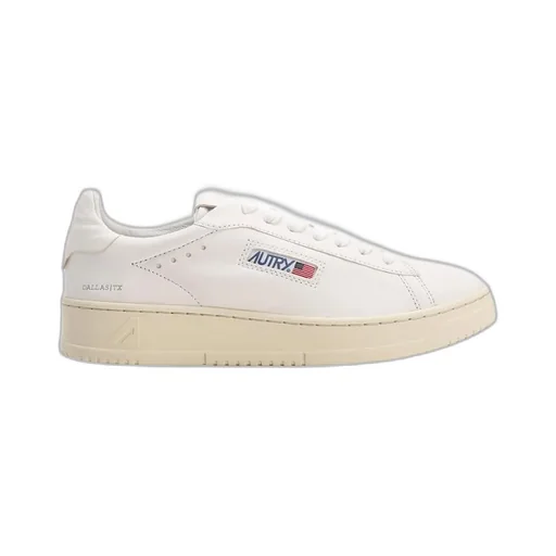Dallas Low-Top Sneakers