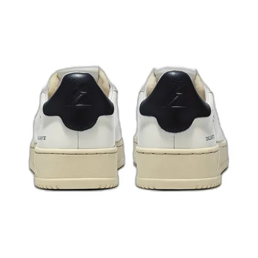 Dallas Low-Top Sneakers