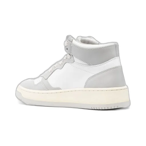 Medalist Mid Bicolor Sneakers