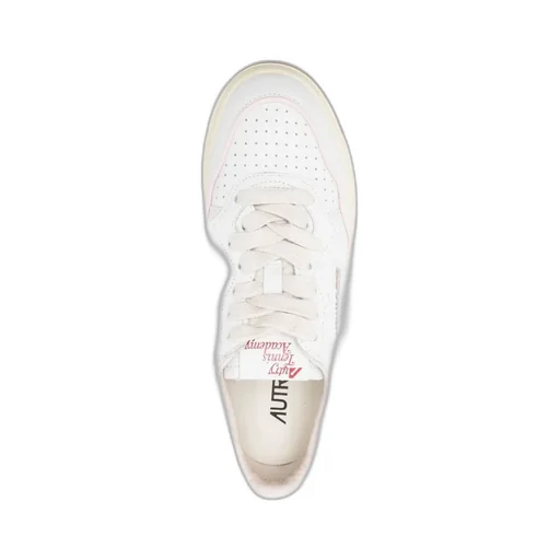 Low-Top Sports Shoes